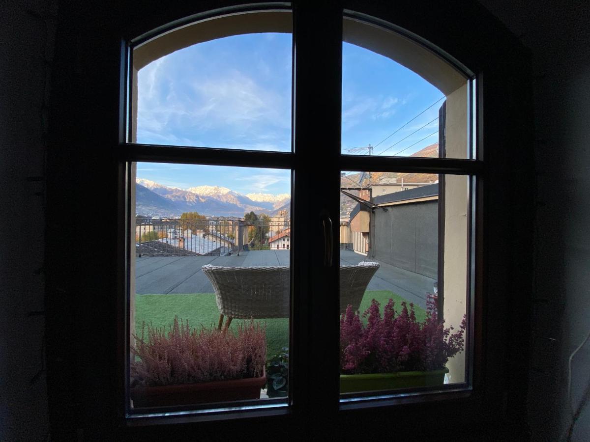 Mansarda Del Sole, Nel Cuore Di Aosta Zewnętrze zdjęcie