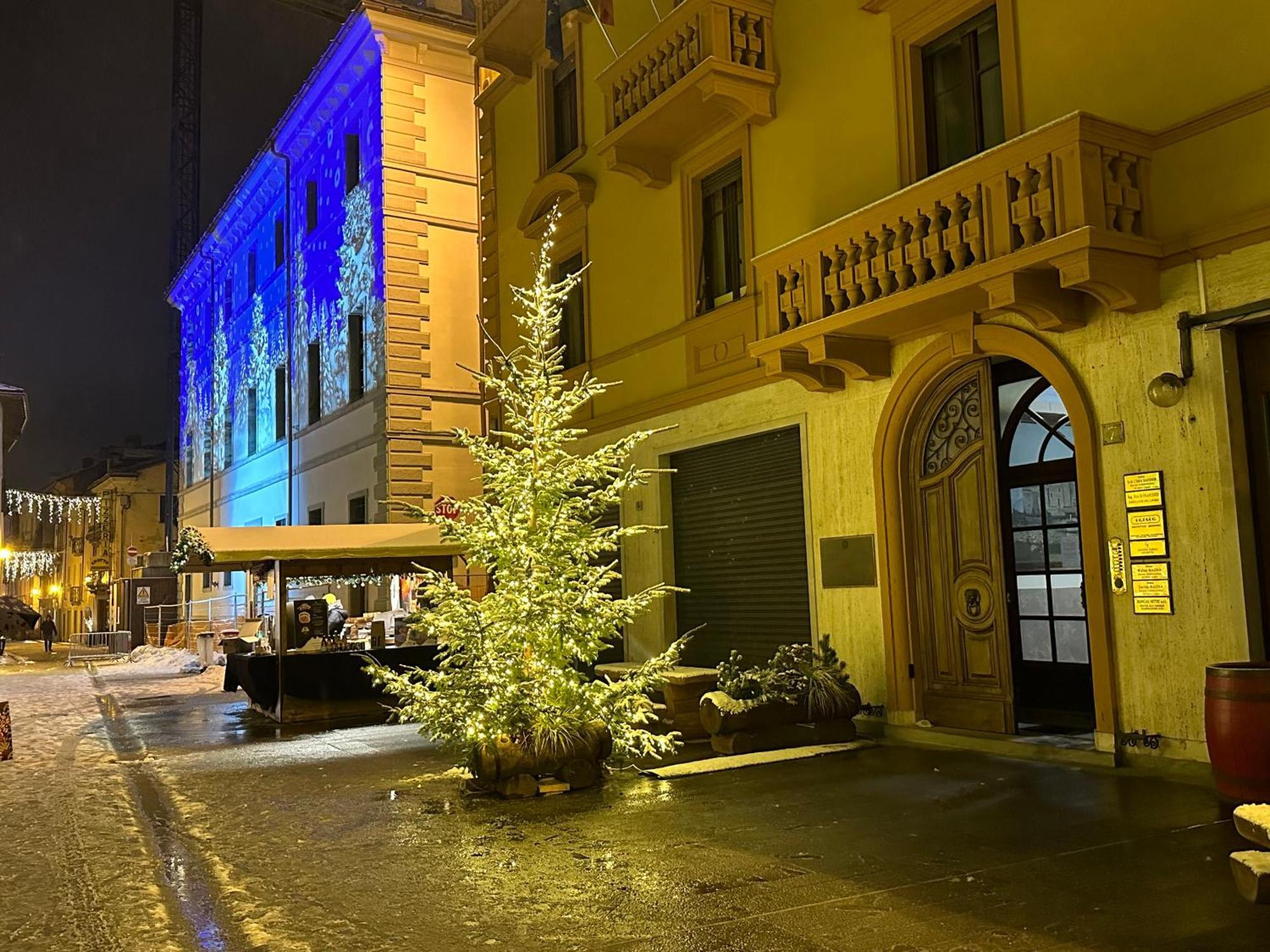 Mansarda Del Sole, Nel Cuore Di Aosta Zewnętrze zdjęcie