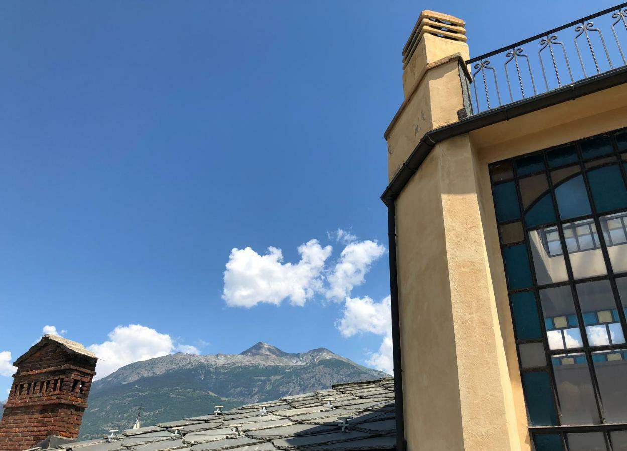 Mansarda Del Sole, Nel Cuore Di Aosta Zewnętrze zdjęcie